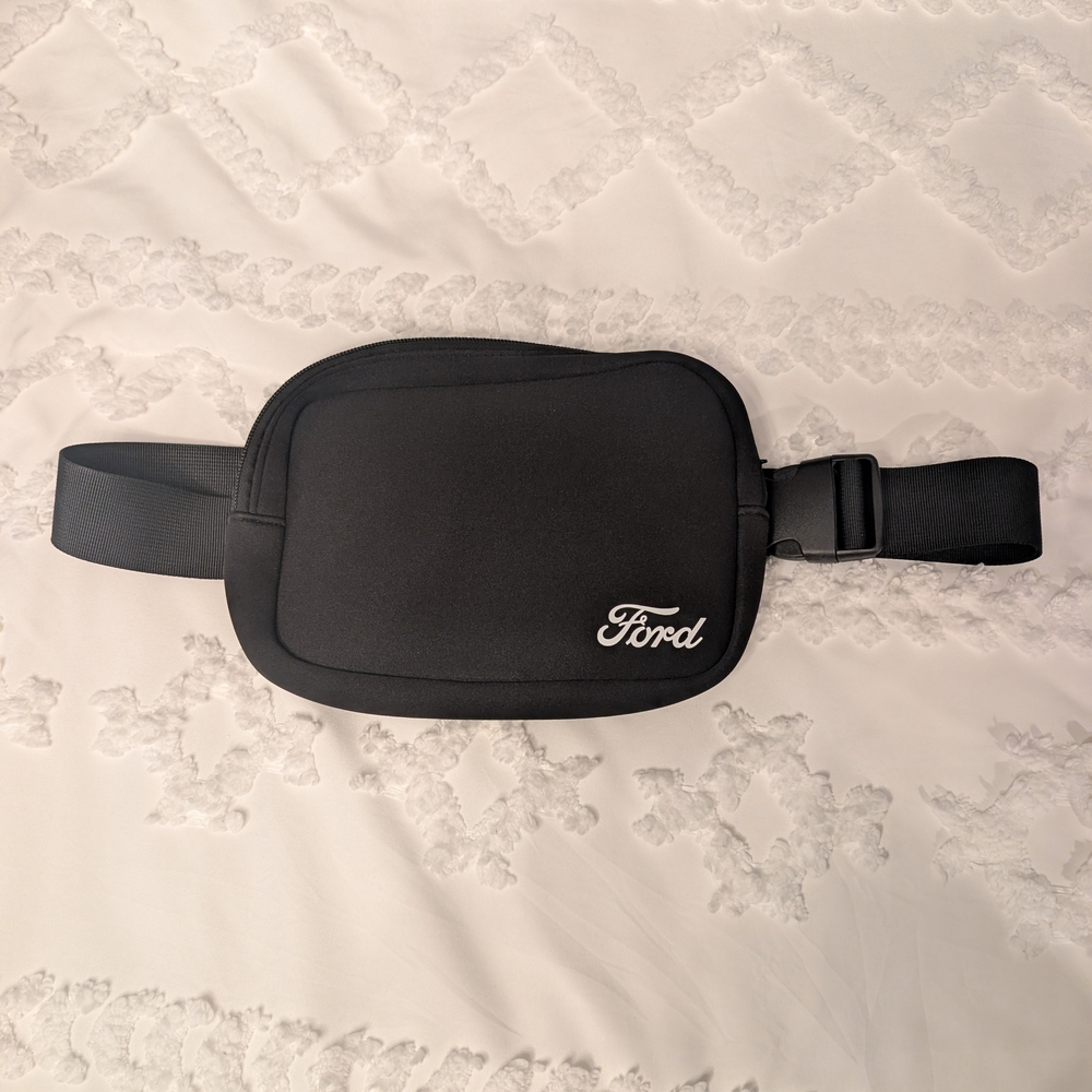 NWOT Ford Classic Black Belt Bag